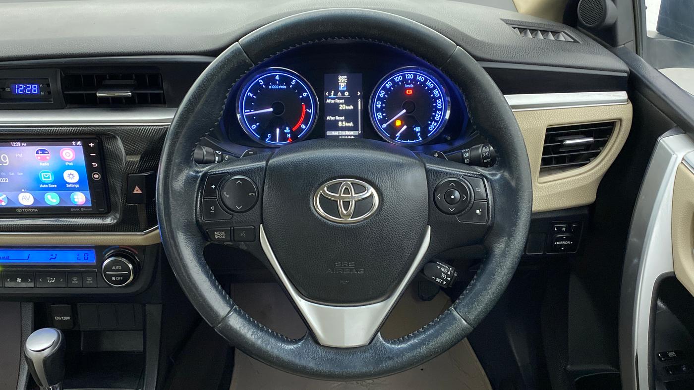 2017 Toyota Corolla Altis VL CVT PETROL, Petrol, Automatic, 98,414 km, Steering Wheel Close Up