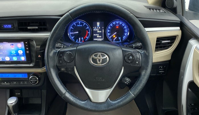 2017 Toyota Corolla Altis VL CVT PETROL, Petrol, Automatic, 98,414 km, Steering Wheel Close Up