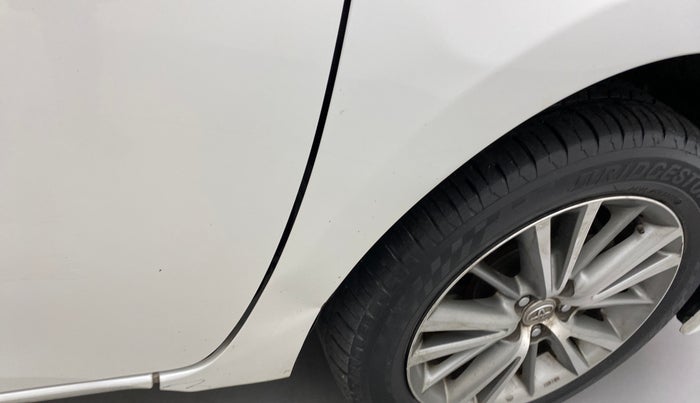 2017 Toyota Corolla Altis VL CVT PETROL, Petrol, Automatic, 98,414 km, Right fender - Slightly dented