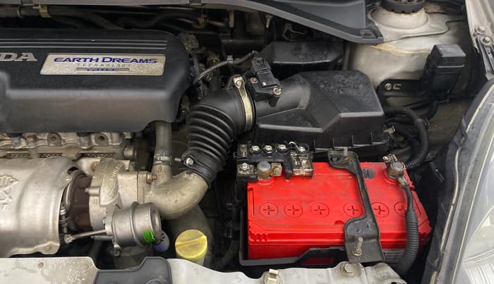 2014 Honda Amaze 1.5L I-DTEC SX, Diesel, Manual, 1,04,927 km, Engine View - Left