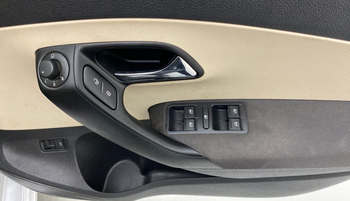 2020 Skoda Rapid 1.0 AMBITION TSI MT, Petrol, Manual, 20,850 km, Driver Side Door Panels Control