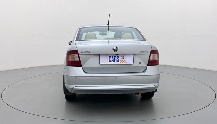 2020 Skoda Rapid 1.0 AMBITION TSI MT, Petrol, Manual, 20,850 km, Back/Rear