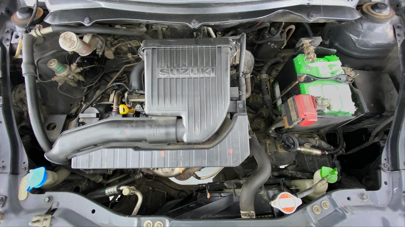 2014 Maruti Swift VXI D, Petrol, Manual, 1,11,728 km, Open Bonet