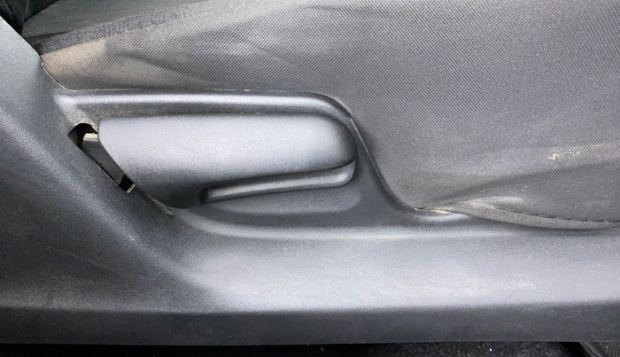 2014 Maruti Swift VXI D, Petrol, Manual, 76,900 km, Driver Side Adjustment Panel
