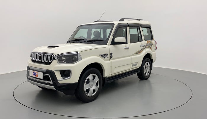 2018 Mahindra Scorpio S7 140 BHP 2WD, Diesel, Manual, 16,454 km, Left Front Diagonal