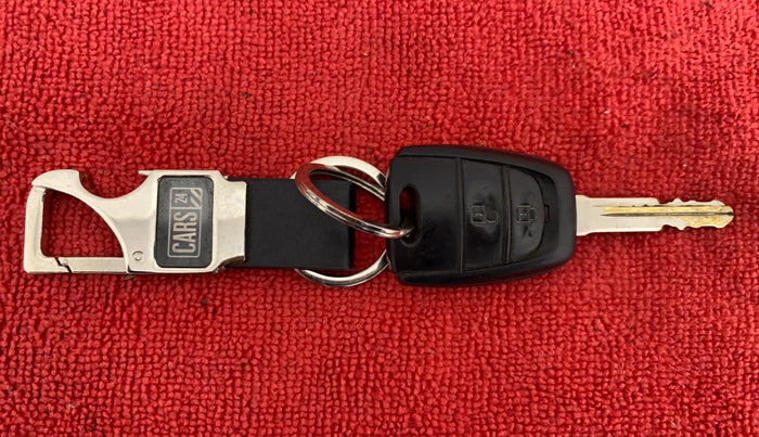 2019 Hyundai NEW SANTRO 1.1 SPORTZ MT CNG, CNG, Manual, 19,169 km, Key Close Up