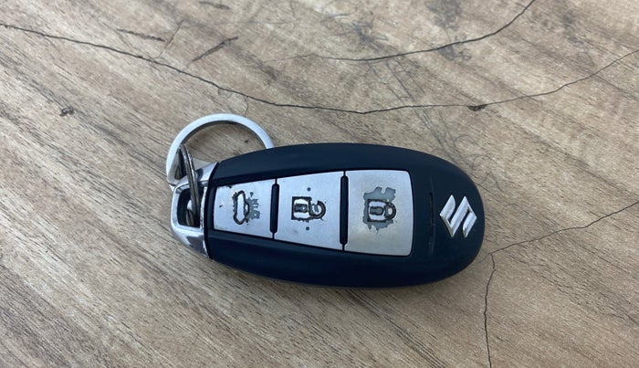 2020 Maruti Ciaz ALPHA 1.5 SHVS PETROL, Petrol, Manual, 84,080 km, Key Close Up