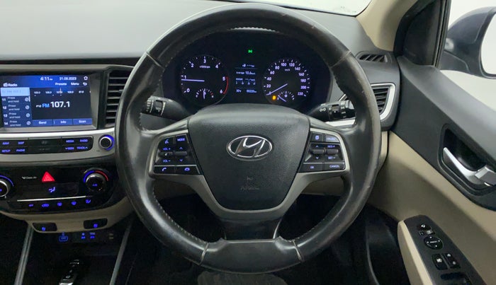 2018 Hyundai Verna 1.6 SX (O) CRDI MT, Diesel, Manual, 55,220 km, Steering Wheel Close Up