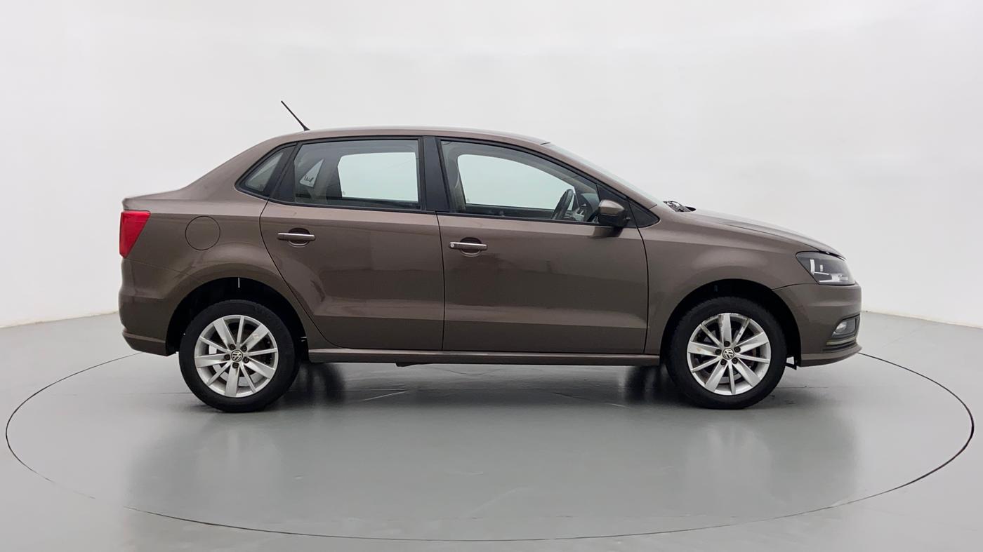 2016 Volkswagen Ameo HIGHLINE 1.2, Petrol, Manual, 64,500 km, Right Side