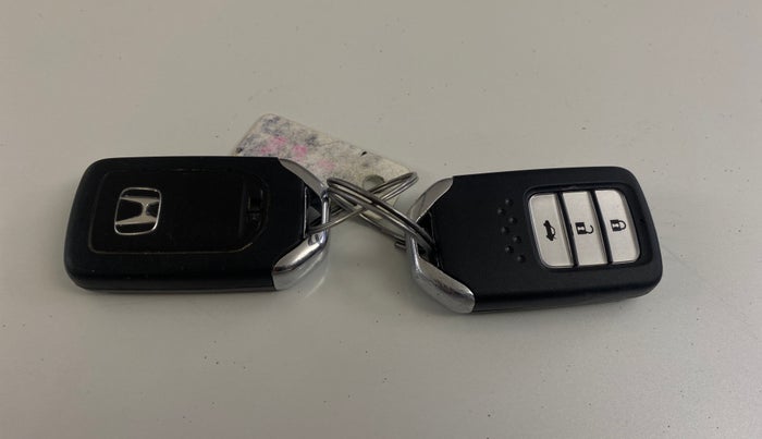 2017 Honda City 1.5L I-VTEC ZX CVT, Petrol, Automatic, 70,803 km, Key Close Up