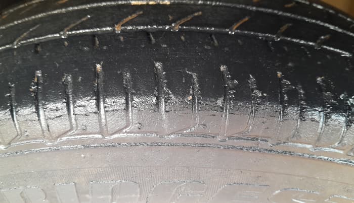 2016 Tata Tiago XM PETROL, Petrol, Manual, 64,168 km, Right Front Tyre Tread
