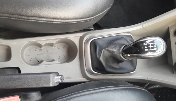 2016 Tata Tiago XM PETROL, Petrol, Manual, 64,168 km, Gear Lever
