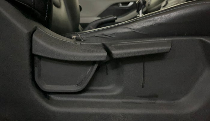 2021 Hyundai Creta S 1.5 PETROL, Petrol, Manual, 57,481 km, Driver Side Adjustment Panel