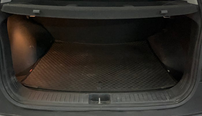 2021 Hyundai Creta S 1.5 PETROL, Petrol, Manual, 57,481 km, Boot Inside