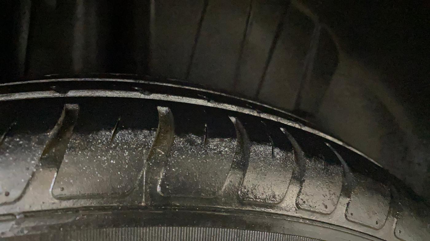 2018 Maruti Dzire VXI AMT, Petrol, Automatic, 63,854 km, Right Rear Tyre Tread