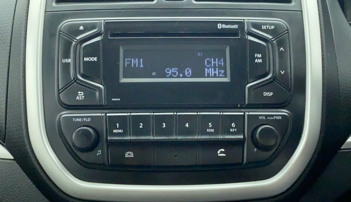 2018 Maruti Vitara Brezza VDI, Diesel, Manual, 52,765 km, Infotainment System