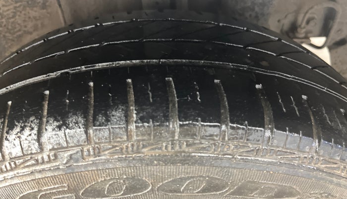 2019 Hyundai Xcent S 1.2, Petrol, Manual, 31,094 km, Left Rear Tyre Tread