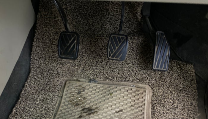 2023 Maruti Dzire VXI, Petrol, Manual, 66,825 km, Pedals