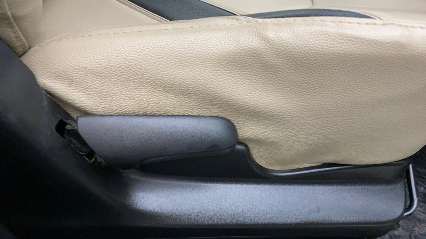 2018 Maruti Celerio X VXI (O), Petrol, Manual, 39,995 km, Driver Side Adjustment Panel