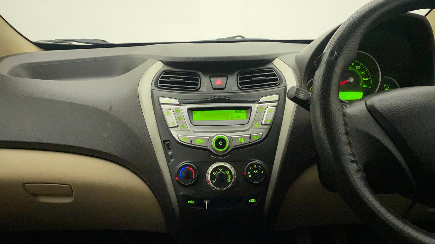 2015 Hyundai Eon MAGNA +, Petrol, Manual, 50,126 km, Air Conditioner