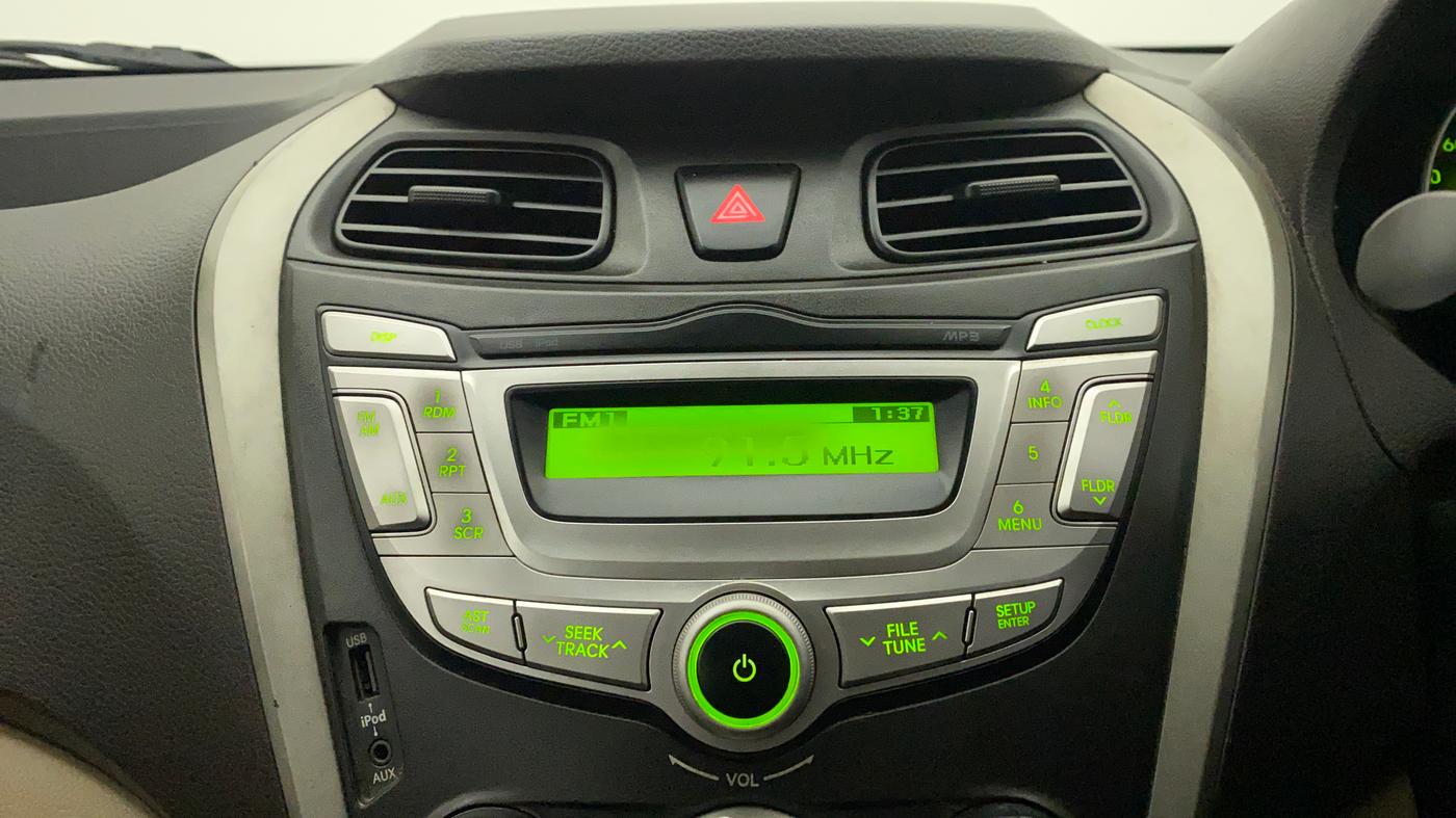 2015 Hyundai Eon MAGNA +, Petrol, Manual, 50,126 km, Infotainment System