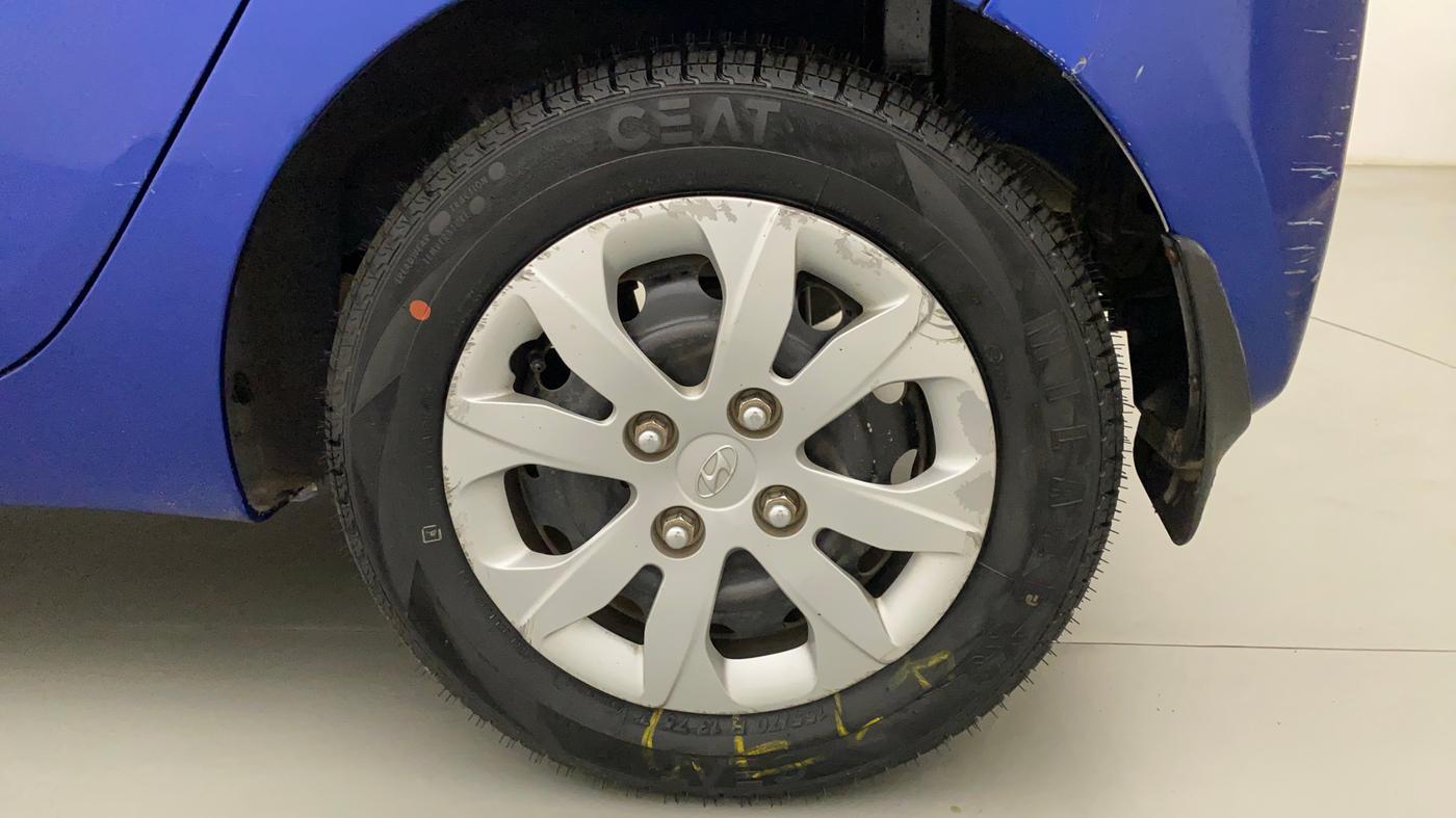 2015 Hyundai Eon MAGNA +, Petrol, Manual, 50,126 km, Left Rear Wheel