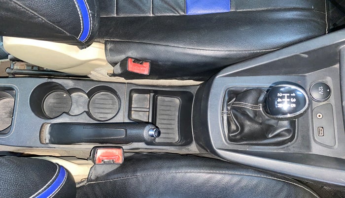 2018 Ford Figo Aspire TITANIUM 1.2 PETROL, Petrol, Manual, 45,715 km, Gear Lever