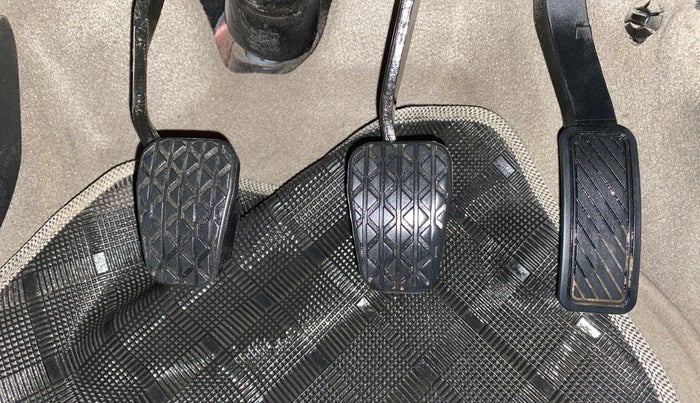 2018 Ford Figo Aspire TITANIUM 1.2 PETROL, Petrol, Manual, 45,715 km, Pedals