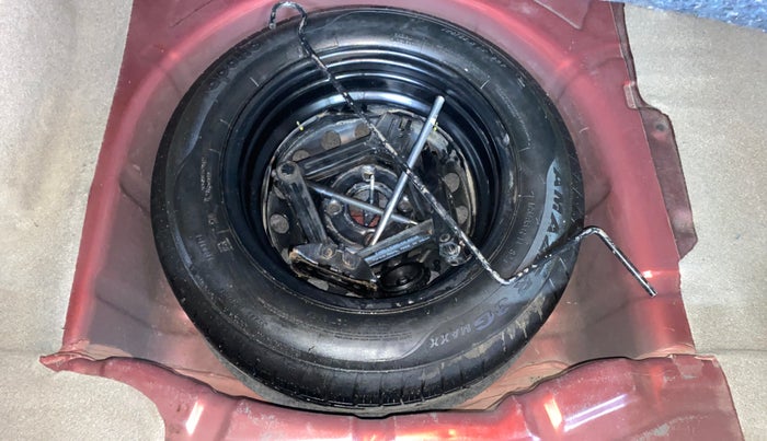 2018 Ford Figo Aspire TITANIUM 1.2 PETROL, Petrol, Manual, 45,715 km, Spare Tyre