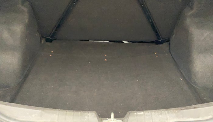 2016 Tata Zest XT PETROL, Petrol, Manual, 81,633 km, Boot Inside