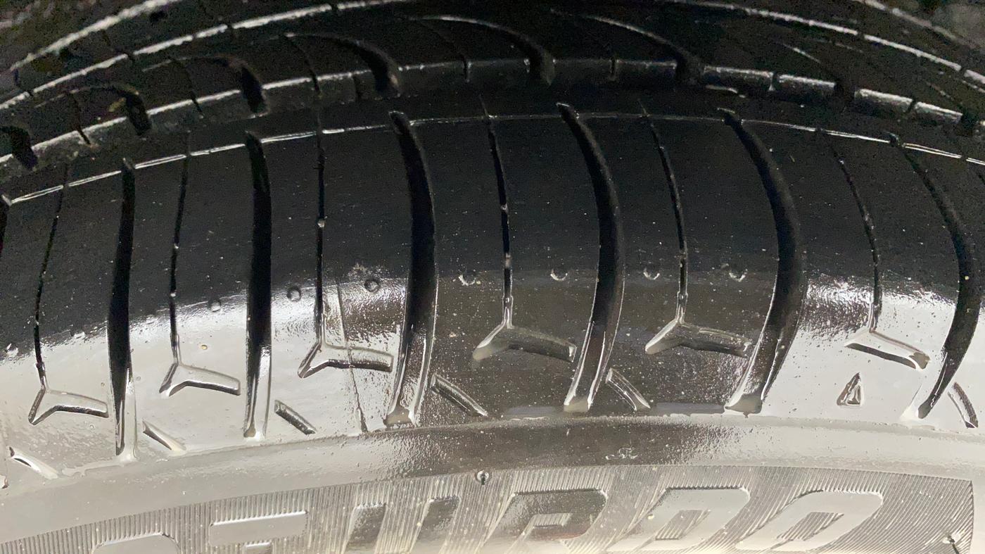 2016 Tata Zest XT PETROL, Petrol, Manual, 81,657 km, Left Rear Tyre Tread