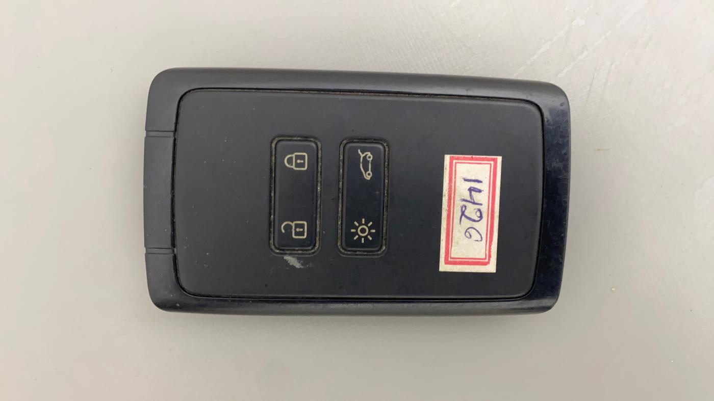 2024 Renault TRIBER RXZ, Petrol, Manual, 51,144 km, Key Close Up