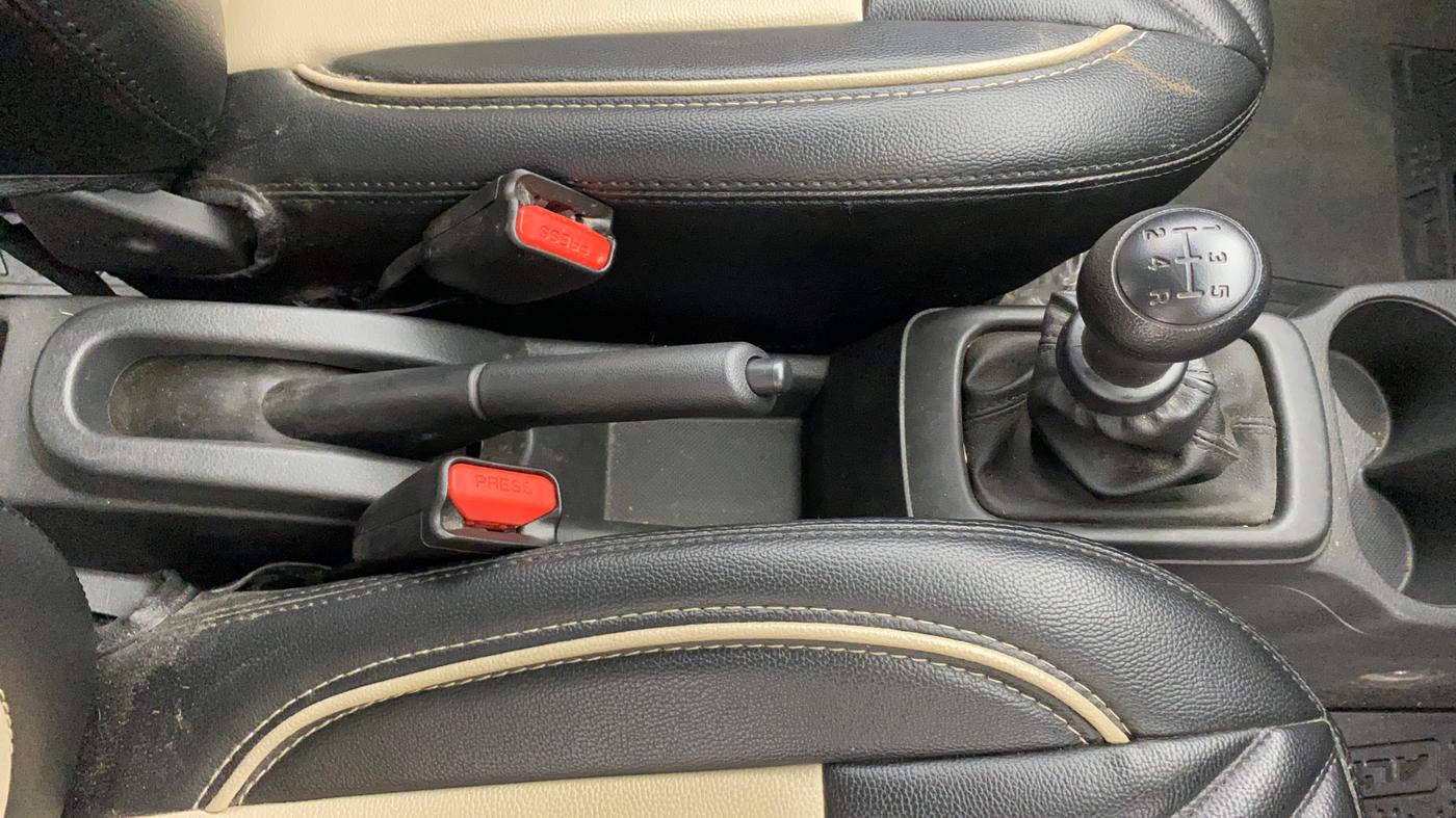 2023 Maruti Alto K10 VXI, Petrol, Manual, 4,942 km, Gear Lever