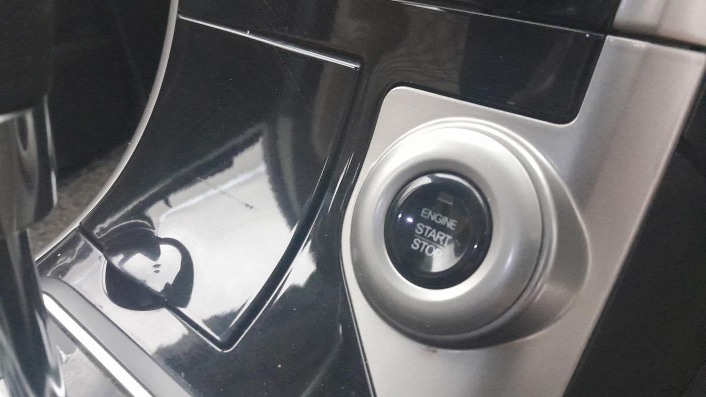 2018 Mahindra XUV500 W11 AT, Diesel, Automatic, 61,563 km, Keyless Start/ Stop Button