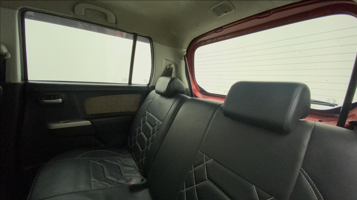 2014 Maruti Wagon R 1.0 VXI, Petrol, Manual, 79,204 km, Right Side Rear Door Cabin