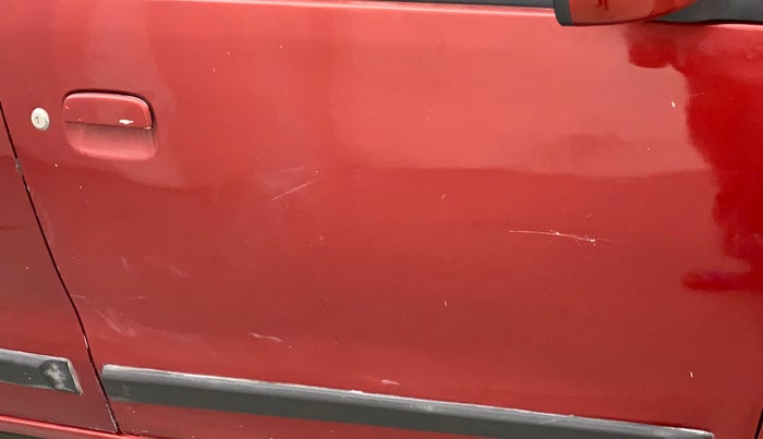 2014 Maruti Wagon R 1.0 VXI, Petrol, Manual, 79,204 km, Driver-side door - Slightly dented