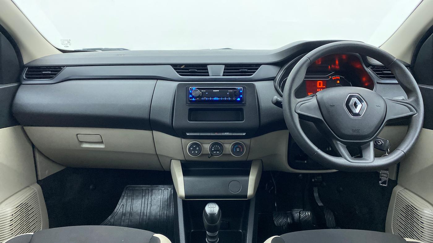 2020 Renault TRIBER RXE MT PETROL, Petrol, Manual, 7,008 km, Dashboard