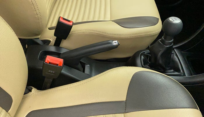 2016 Maruti Swift VDI ABS, Diesel, Manual, 68,307 km, Gear Lever