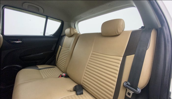 2016 Maruti Swift VDI ABS, Diesel, Manual, 68,307 km, Right Side Rear Door Cabin