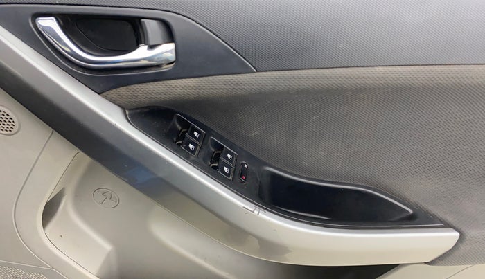 2017 Tata NEXON XZ PLUS DIESEL, Diesel, Manual, 75,307 km, Driver Side Door Panels Control