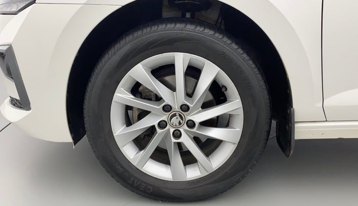2022 Skoda SLAVIA AMBITION 1.0L TSI AT, Petrol, Automatic, 23,405 km, Left Front Wheel