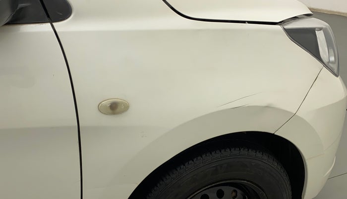 2017 Maruti Celerio VXI, Petrol, Manual, 1,18,591 km, Right fender - Minor scratches