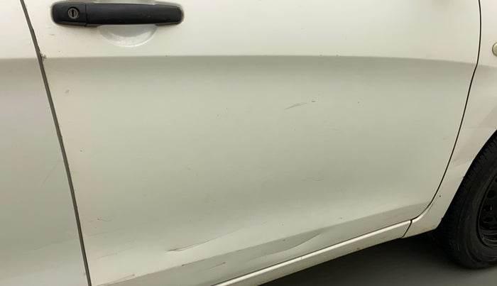 2017 Maruti Celerio VXI, Petrol, Manual, 1,18,591 km, Driver-side door - Slightly dented