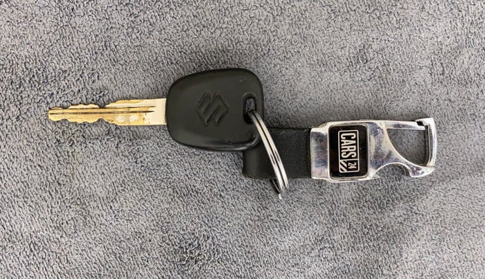 2017 Maruti Celerio VXI, Petrol, Manual, 1,18,591 km, Key Close Up