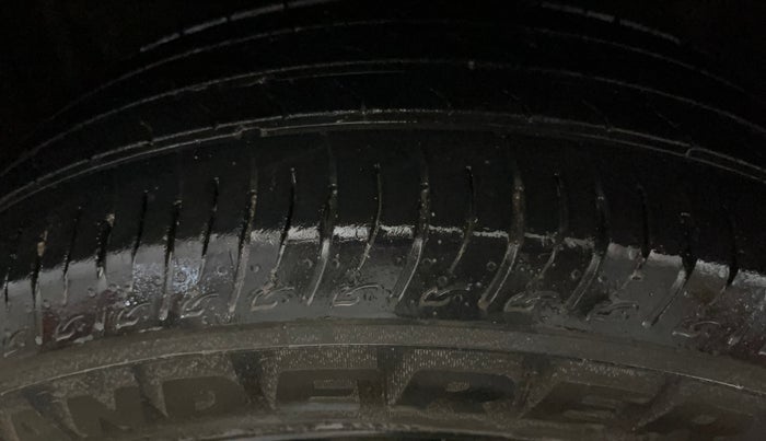 2023 Maruti BREZZA LXI S- CNG, CNG, Manual, 57,276 km, Left Front Tyre Tread