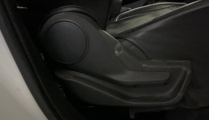 2023 Maruti BREZZA LXI S- CNG, CNG, Manual, 57,276 km, Driver Side Adjustment Panel