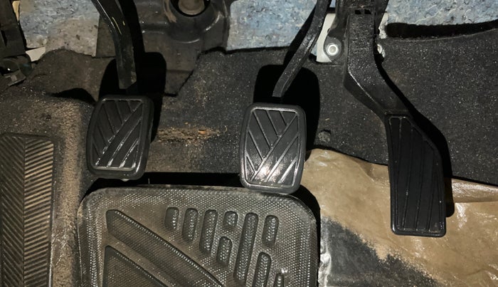 2023 Maruti BREZZA LXI S- CNG, CNG, Manual, 57,276 km, Pedals