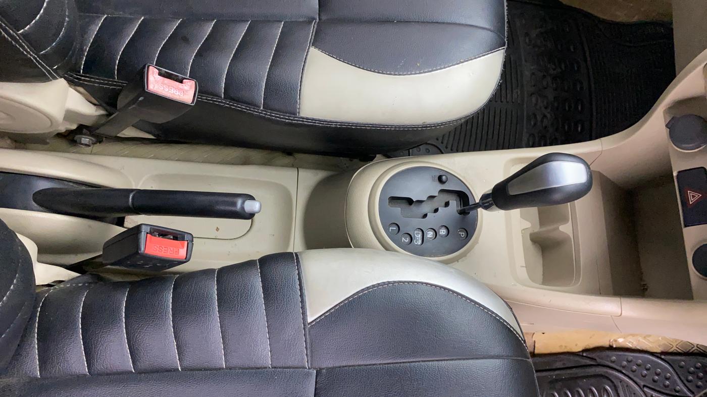 2012 Maruti A Star VXI (ABS) AT, Petrol, Automatic, 65,786 km, Gear Lever
