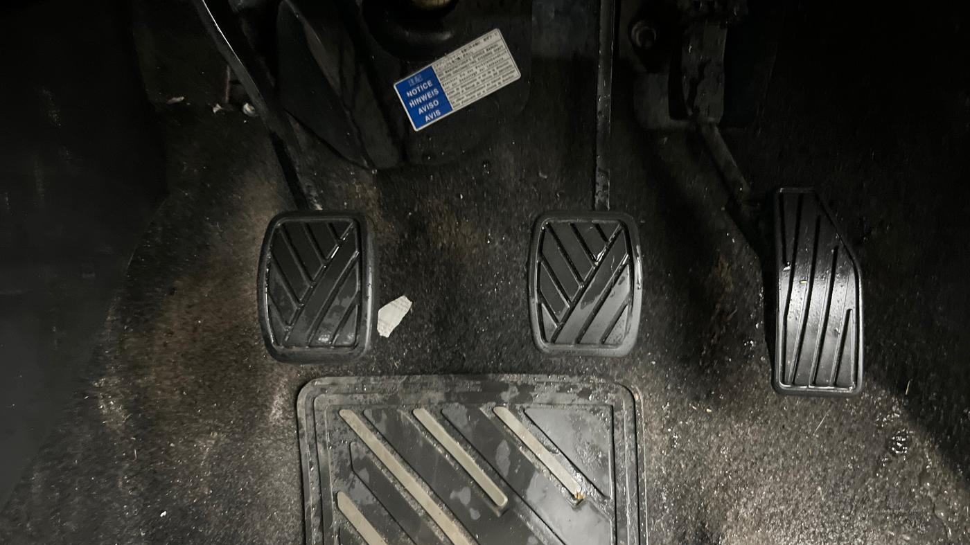 2018 Maruti Swift VXI, Petrol, Manual, 49,784 km, Pedals
