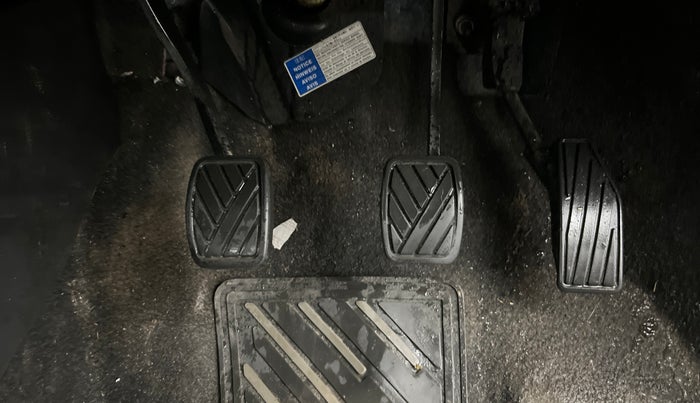 2018 Maruti Swift VXI, Petrol, Manual, 49,669 km, Pedals